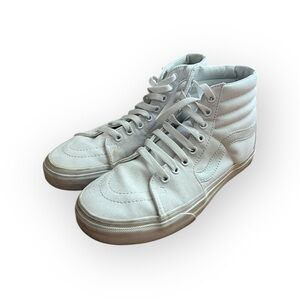 ⚪️VANS: Women’s size 8, white original high top sneakers preowned⚪️